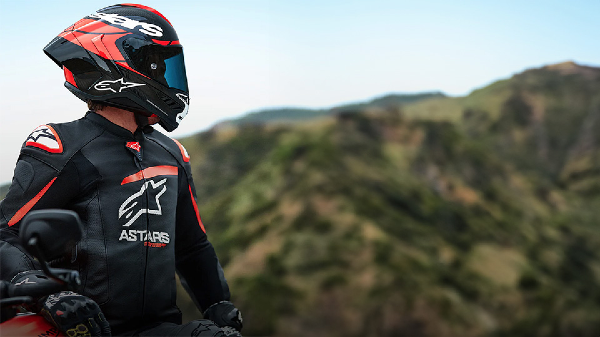 https://www.raceleathers.co.uk/image/cache/catalog/Blog%20Images/Alpinestars%20GP%20Plus%20R%20V4%20Airflow%20Jacket%20Review-1920x1080.jpg