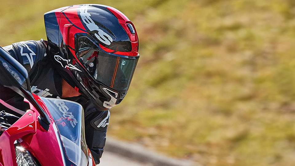 Alpinestars Supertech R10 Helmet Review