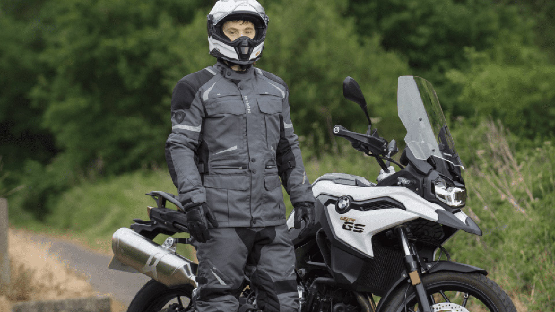 https://www.raceleathers.co.uk/image/cache/catalog/Blog%20Images/Autumn%20Motorcycle%20Jackets-1920x1080.jpg