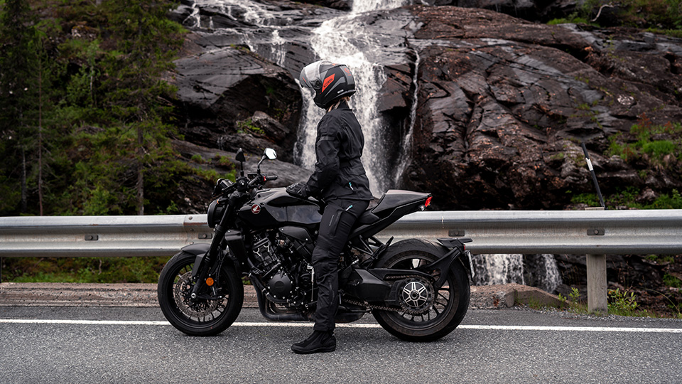 Motorcycle Pants - The Versatility, Materials, and Protection They Provide