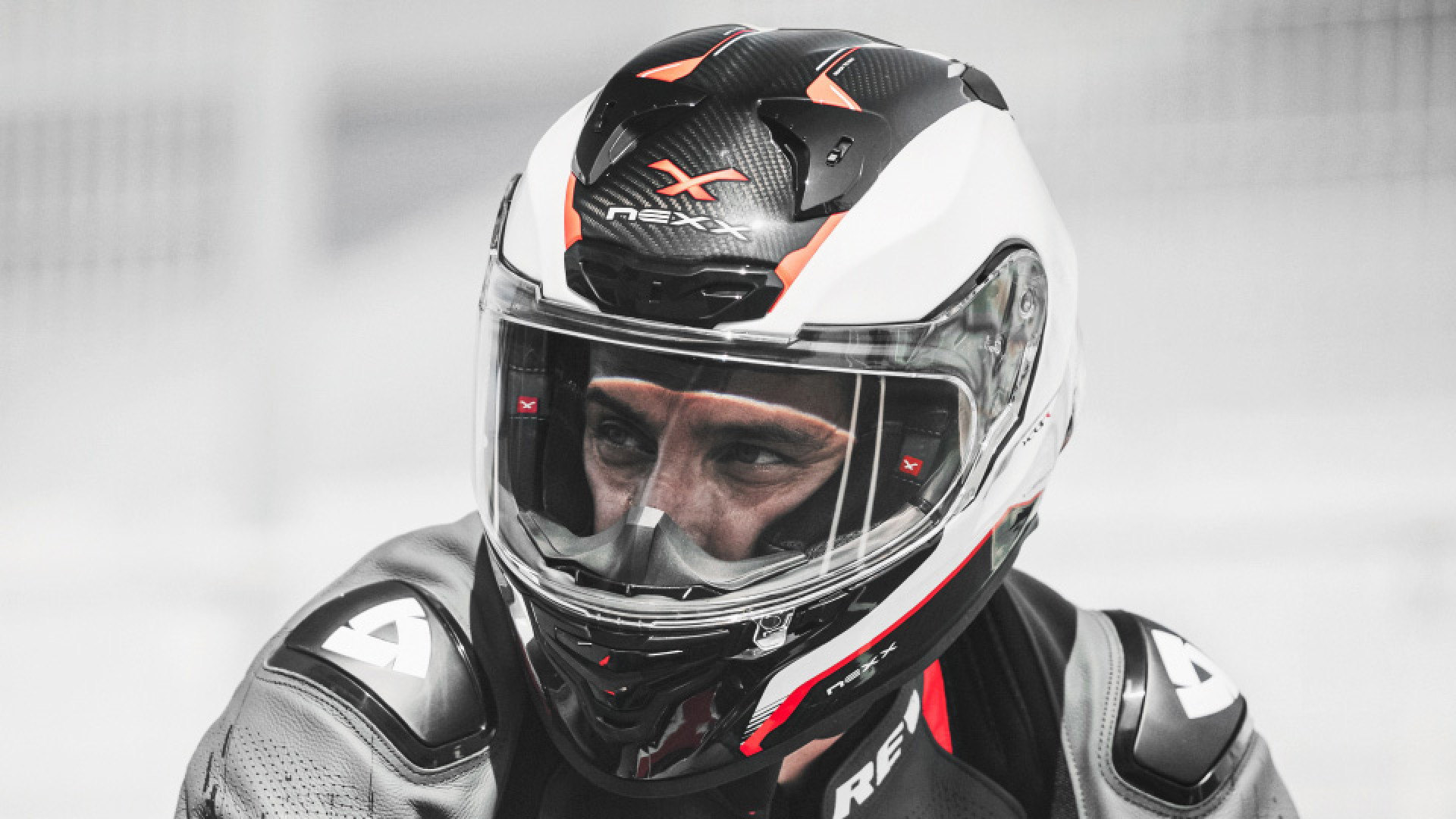 https://www.raceleathers.co.uk/image/cache/catalog/Blog%20Images/Nexx%20X.R3R%20Helmet%20Review-1920x1080.jpg