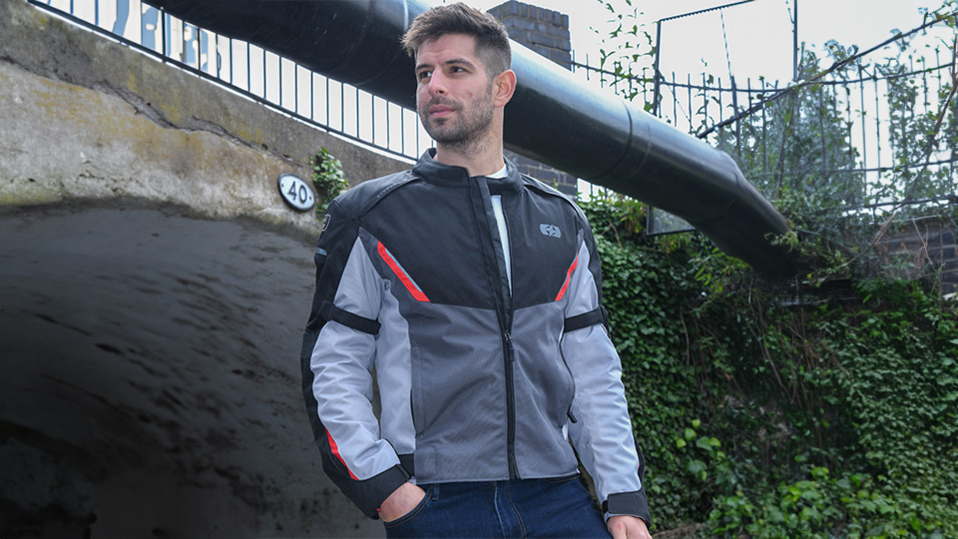 https://www.raceleathers.co.uk/image/cache/catalog/Blog%20Images/Oxford%20Delta%201.0%20Jacket%20Product%20Review-1920x1080.jpg