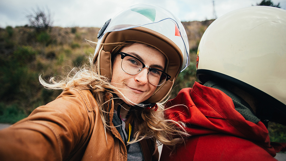 Wearing Eyeglasses with a Motorcycle Helmet - Tips for a Comfortable Ride