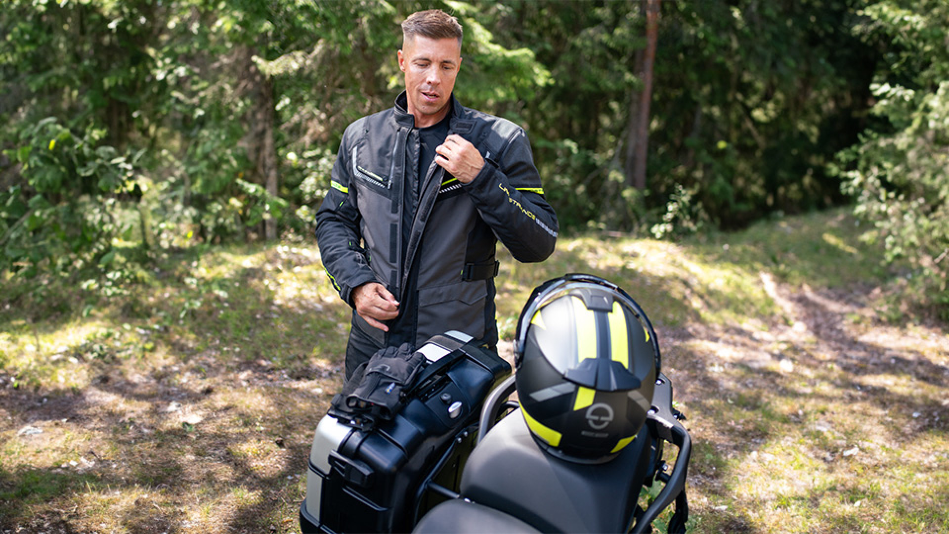 https://www.raceleathers.co.uk/image/cache/catalog/Blog%20Images/What%20Should%20You%20Wear%20Under%20a%20Motorcycle%20Jacket-1920x1080.jpg