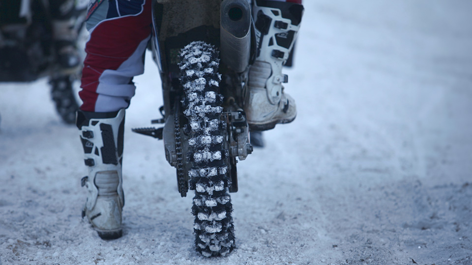 What to Wear on a Motorbike During Winter