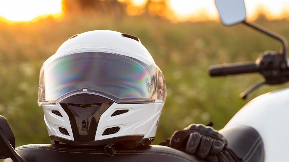 Which Helmet is Better - Open Face or Full Face?